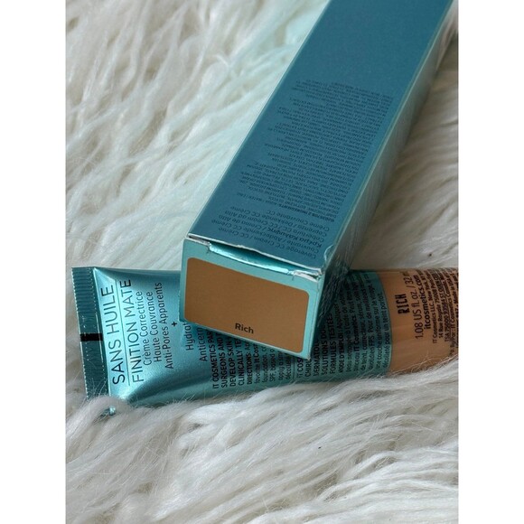 IT Cosmetics CC+ Cream Natural Matte Foundation with SPF 40 Rich - Picture 11 of 11